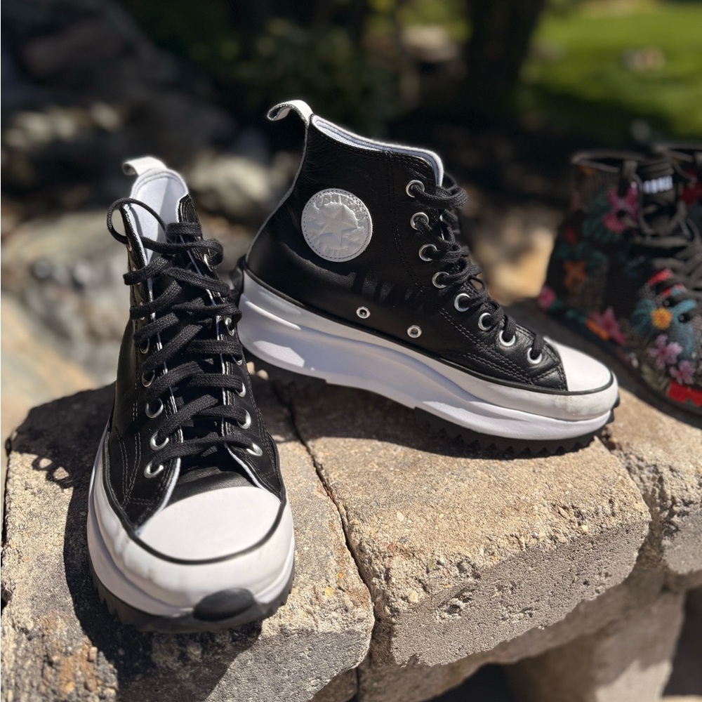 Converse Run Star Hike Custom Leather Black/White Women’s 8.5